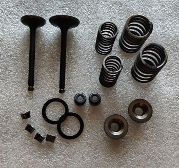 Клапана ГРМ  157 QMJ (Gy6-150 ) комплект c пружинами