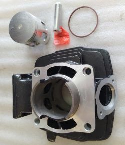 Комплект цилиндр + поршень ( ЦПГ ) DT 175 2T D=60mm