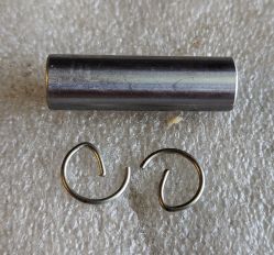 Палец поршня d=10 mm  + стопорные кольца, поршень D=40 mm
