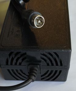 Зарядное устройство 60 вольт 2А  12 Аh 2